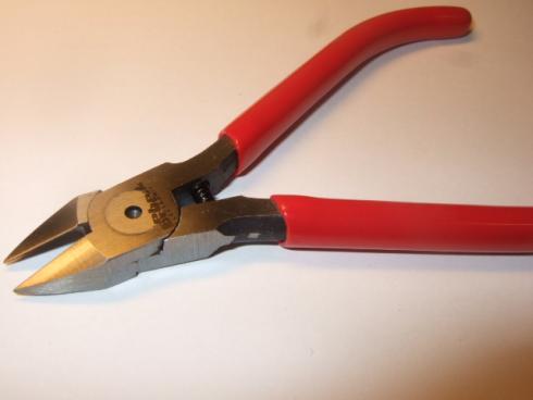 SIVULEIKKURI 125 mm. Elektroniikka sivuleikkuri.