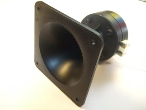 Torvidiskantti YHG25 8 ohm 50W Torven kehys 110x110mm