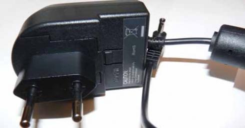 axis-26689 - 110-230V /9Vdc 1Amp