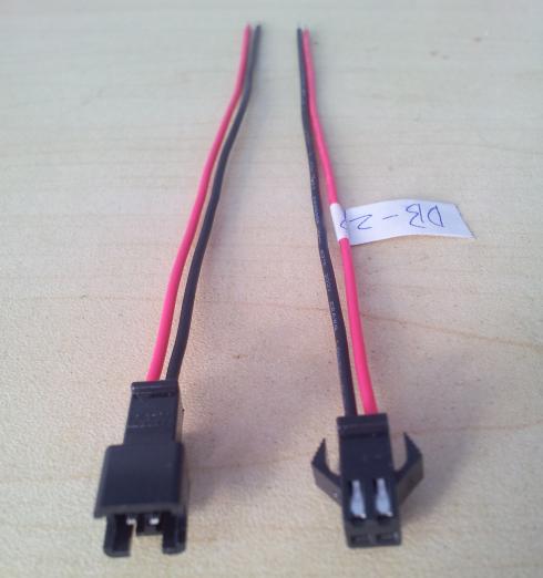 DB-2P - Liitinpari 15CM/15CM johdolla. 2pin uros-naaras