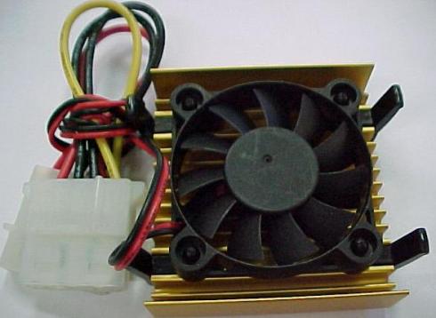 Tuuletin 40x40mm + jäähdytysprofiili- 12VDC