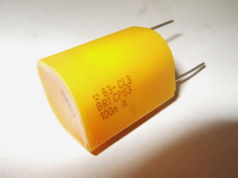 BR1N CPS30A, 68.1nF - Precision film capacitor. 68,1nF/ 63V. Rasteri n. 14mm