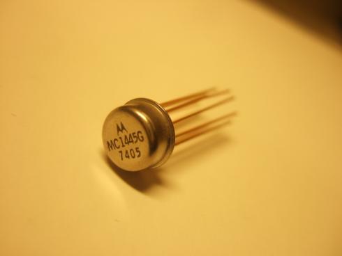 MC1445 - TO