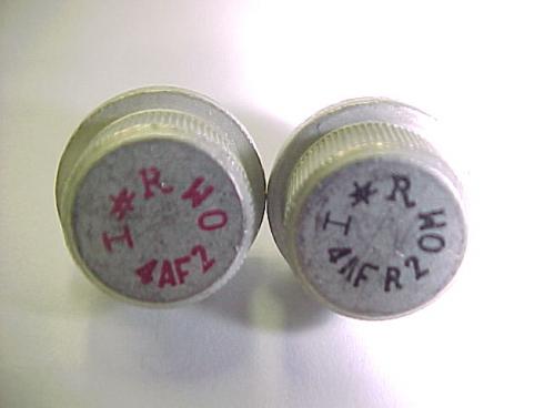 4AFR2 - 200v35A , anodi (+)runko/katodi (-)keskinasta