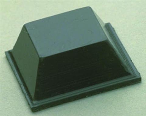 3M-SJ5023 - Kumitassu tarrakiinnityksellä. N. 21x21mm, kork. n. 7.6mm