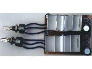 B114 ( = 2x B115 + potikat ) - Stereo-Vahvistin. 2 x 8W, 6.. 15V
