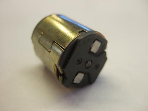 Bühler DC-moottori "9238" - Käyttöjännite n. 1.5 - 3 VDC.