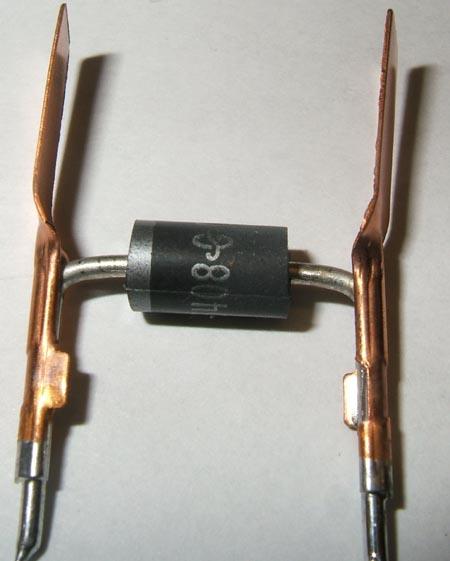 SB560 + cooler - SB560 - 5.0 Ampere /100V. Schottky Barrier Rectifiers. ..