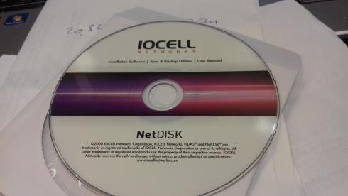 IOCELL Netdisk solo newfast 351 - NAS-VERKKOPALVELIN, Iocell netdisk solo 351 sisältää kaapelit, softan ja virtalähteen (ei sisällä kovalevyä).
