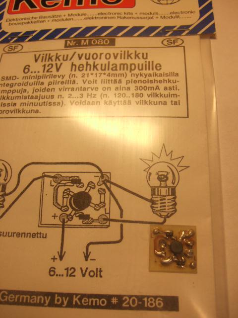 M080 - Vilkku/vuorovilkku 6. 12V hehkulampuille