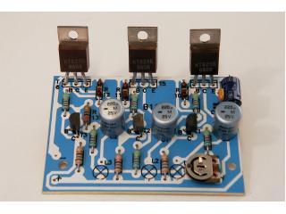B128 - 3-Kanava valoketju 6 .. 24V= hehkulampuille