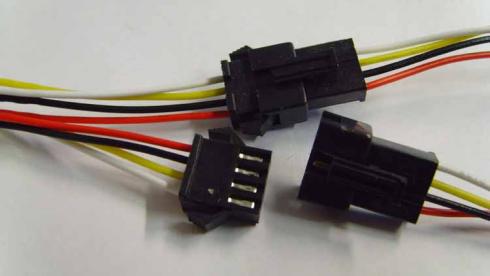 Liitinpari, 4 pin -