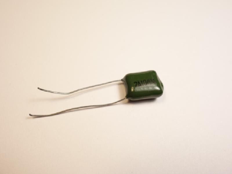 Uni cap 100nF -