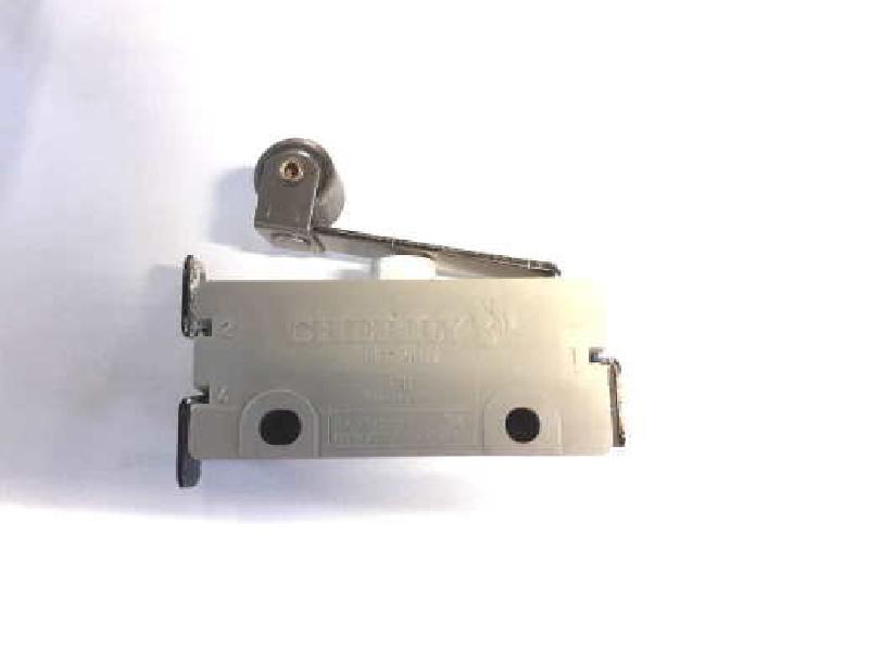 Cherry E11 Iso mikrokytkin, runko n. 19x44mm. 15A/ 250VAC.